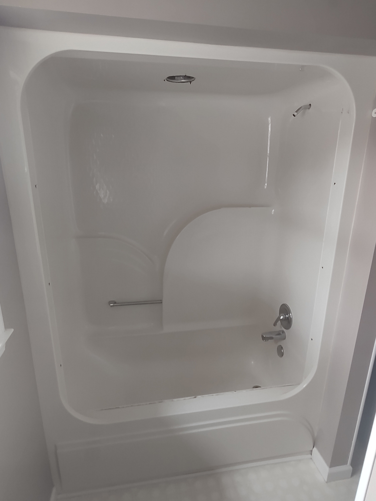 Walk-in Bathtub before